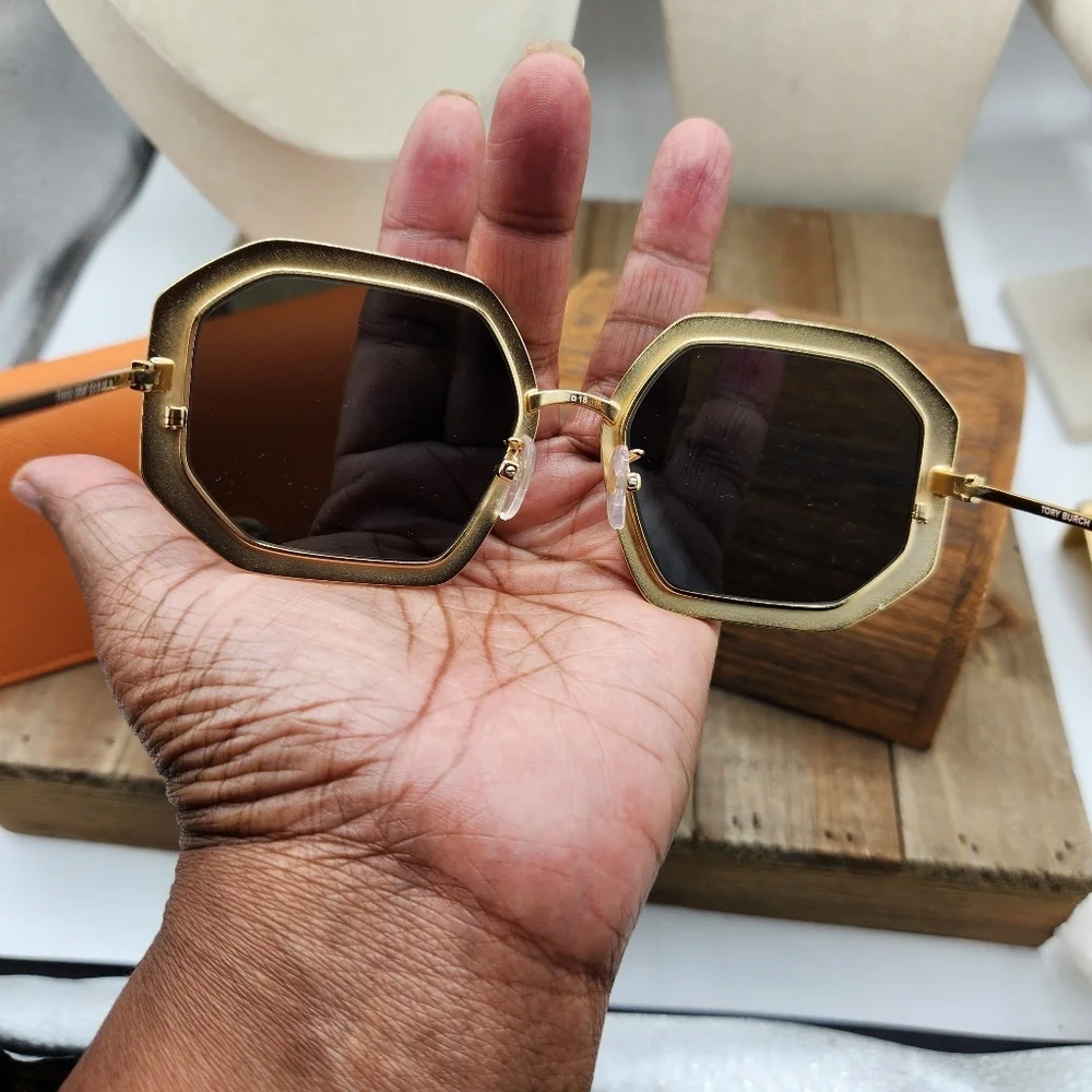 NEW! Tory Burch Shades • Green & Orange Sunglasses • Oversized Lenses